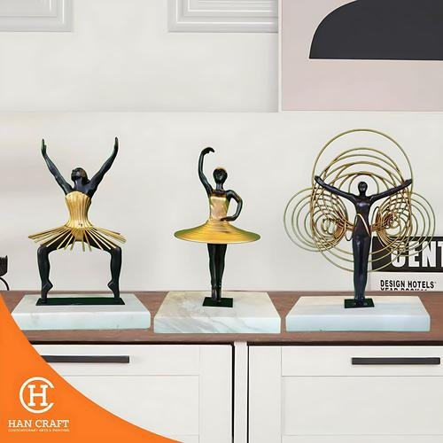 Dekorasi Pajangan Bauhaus Sculpture Collection Hancraft Dekorasi Pajangan Bauhaus Sculpture Collection - Gambar 1