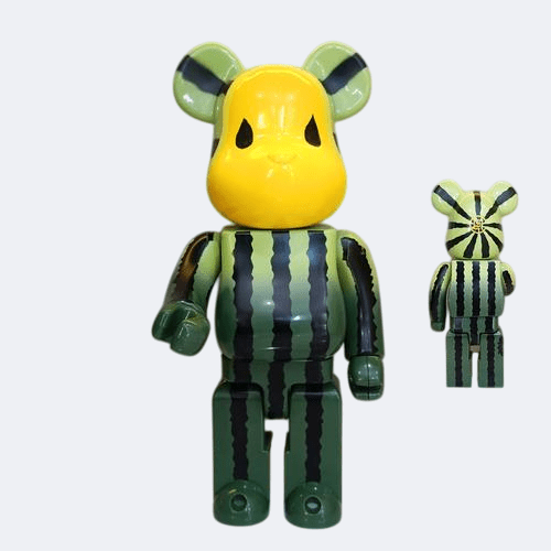 Koleksi Figur Mainan Bearbrick 400% Pink Pineapple And Others Koleksi Figur Mainan Bearbrick 400% Pink Pineapple And Others