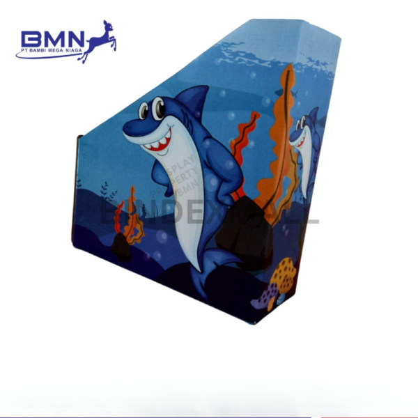 box file bergambar hiu tampak samping